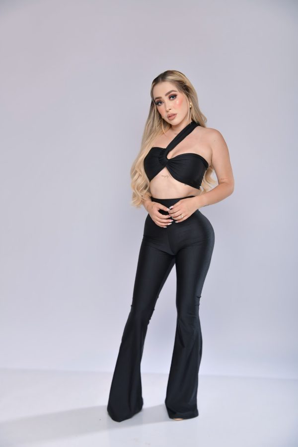 conjunto negro pantalon top cruzado