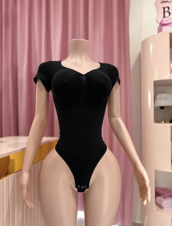 Body Shaper V Manga Corta Negra