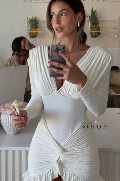 vestido blanco pliegues