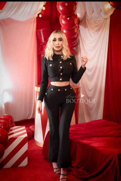 Conjunto negro Bandage botones