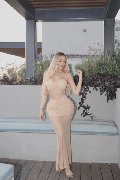 Vestido beige Straple con Mesh