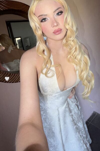 Vestido blanco vuelo satinado