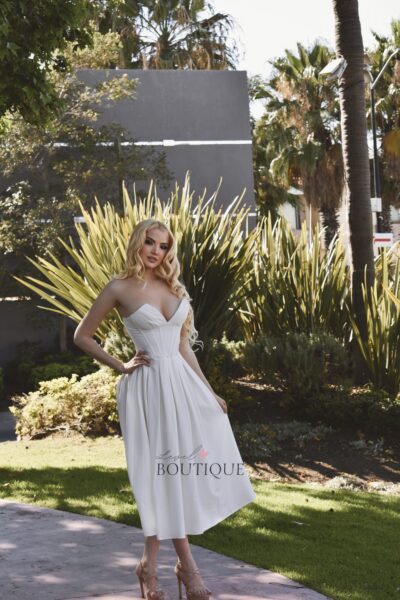 Vestido blanco Straple vuelo