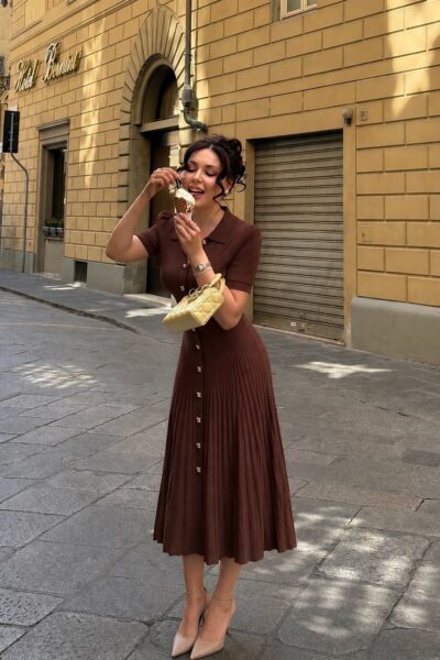 Vestido café botones