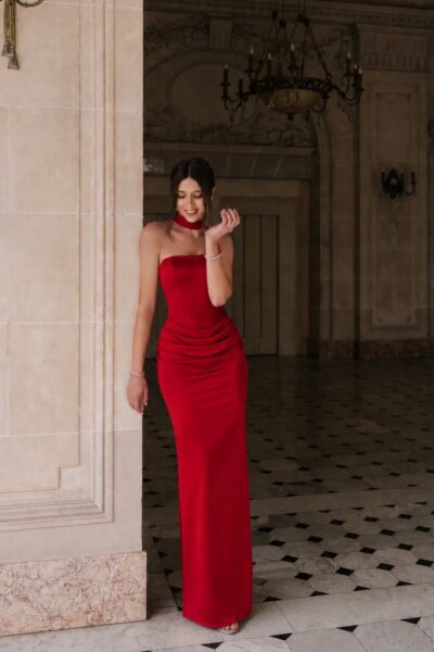 Vestido maxi rojo con satén