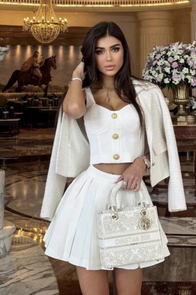 Conjunto blanco botón